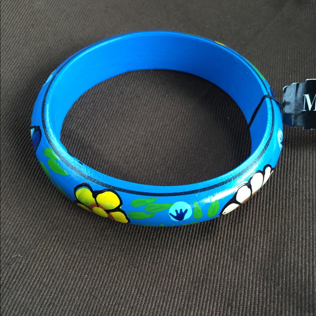 Mixit Wooden Bracelet 12$